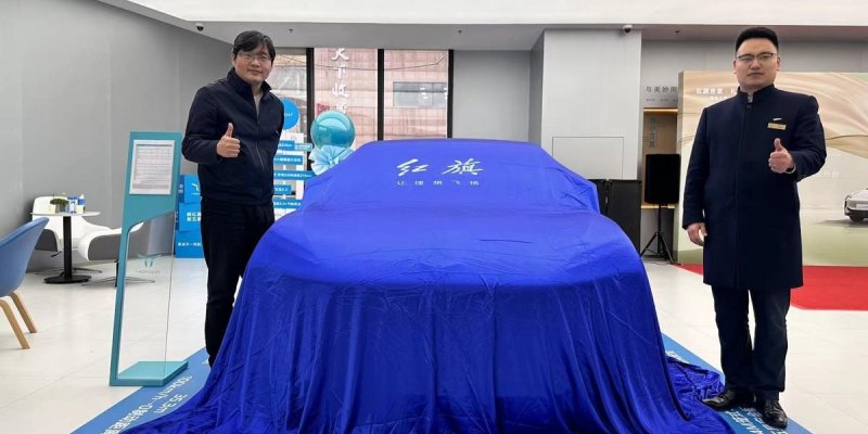 安心驾享 红旗EH7郑州上市品鉴会