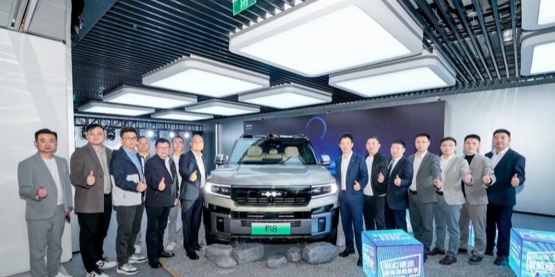 比亚迪30周年旗舰之作，方程豹 豹8来了！