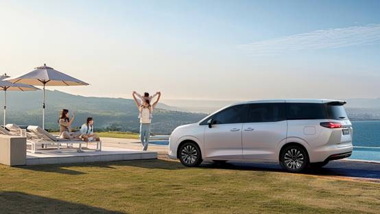 五菱全新MPV星光730 正式曝光