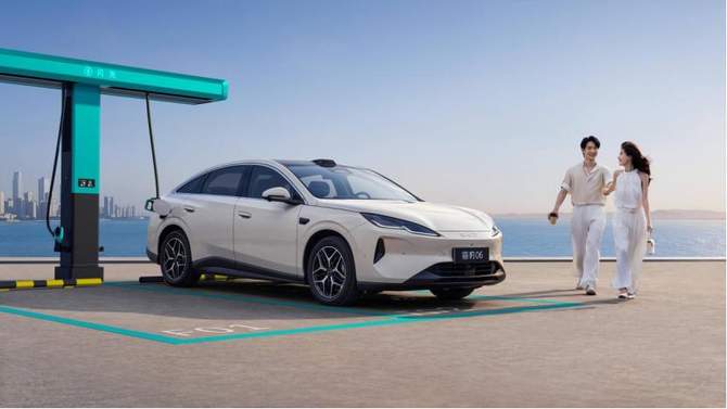 纯电续航最高630km闪充智驾齐上车,2027款海豹06售价9.99万起
