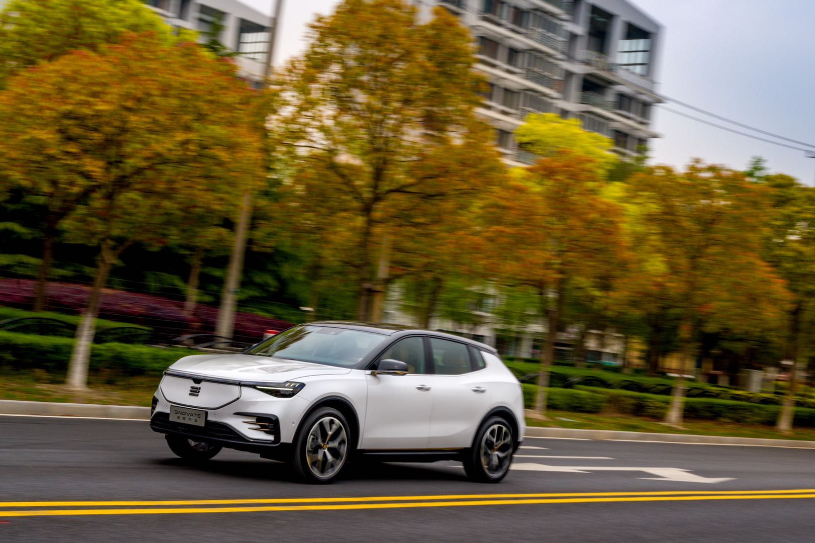 天际ME7搭载了博世L2.5级Pilot Assist 智能驾驶辅助系统