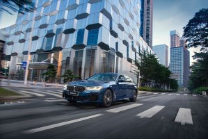 新BMW 5系东南区媒体试驾书写“吾辈正当时”