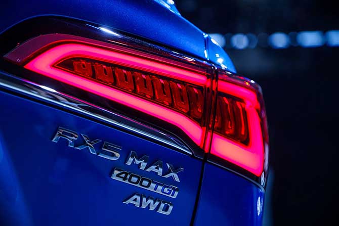 荣威RX5 MAX Supreme正式上市，硬核惊喜价13.78-15.7