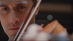 劳斯莱斯汽车对话小提琴家查理·西姆