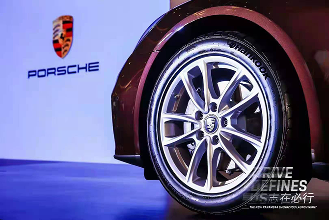 新款Panamera实车到店呈现专属于保时捷的速度与激