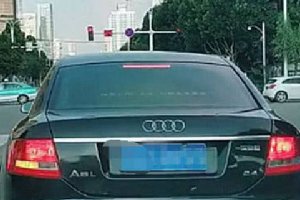 河南偶遇奥迪，看到车窗13个字就知多厉害