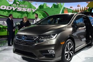 全新本田奥德赛来了，10AT配四驱，空间超大！