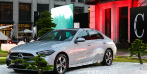 梅赛德斯-奔驰北区全新长轴距C级车河南耀目上市