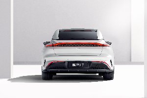 新世界驾控旗舰 智己L7全国道路试乘试驾郑州站