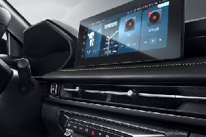 科技配置曝光！五菱星驰搭载Ling OS